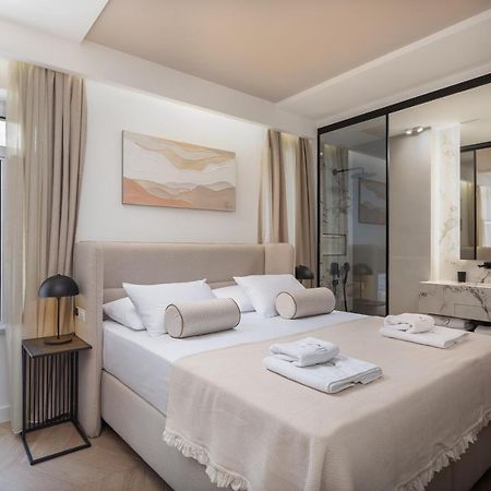 Luxury Rooms Le Prestige Few Minutes From Split'S Iconic Waterfront Экстерьер фото