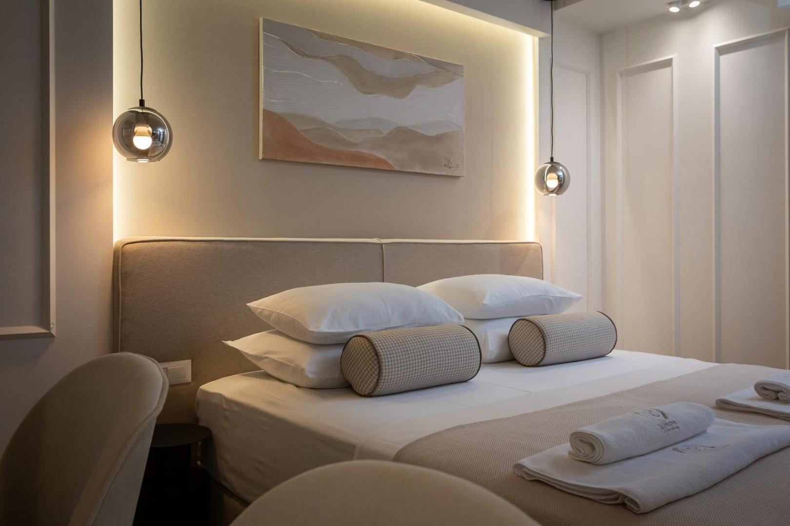 Luxury Rooms Le Prestige Few Minutes From Split'S Iconic Waterfront Экстерьер фото