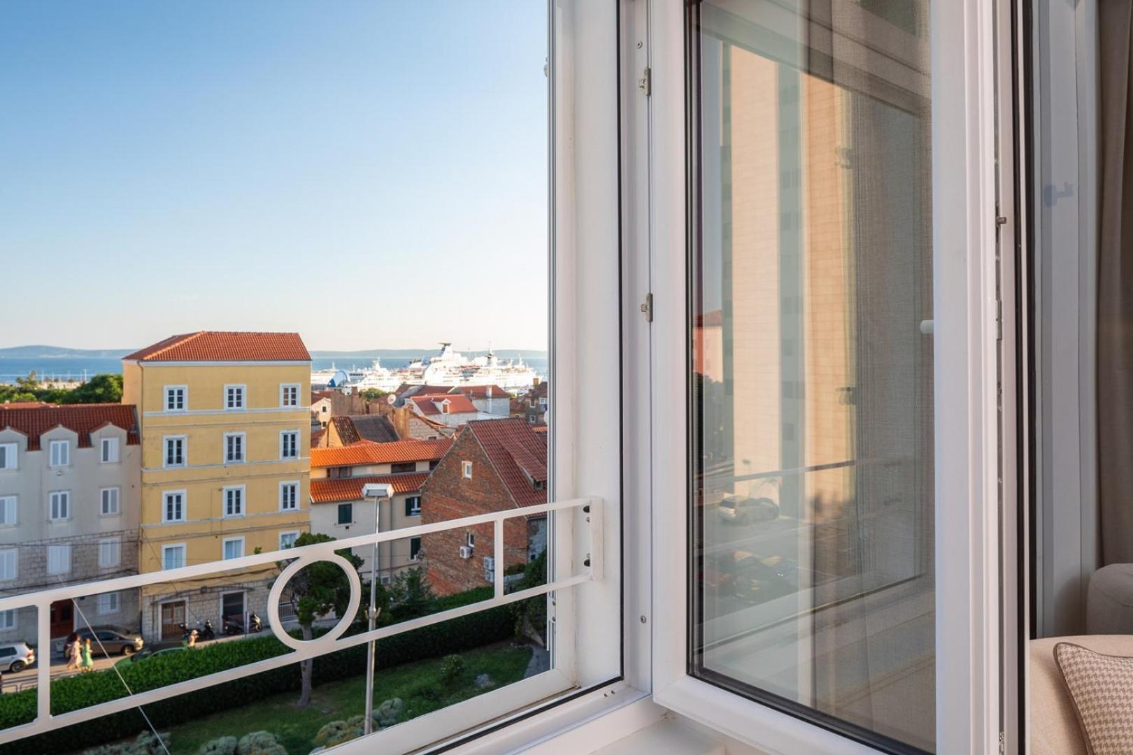 Luxury Rooms Le Prestige Few Minutes From Split'S Iconic Waterfront Экстерьер фото