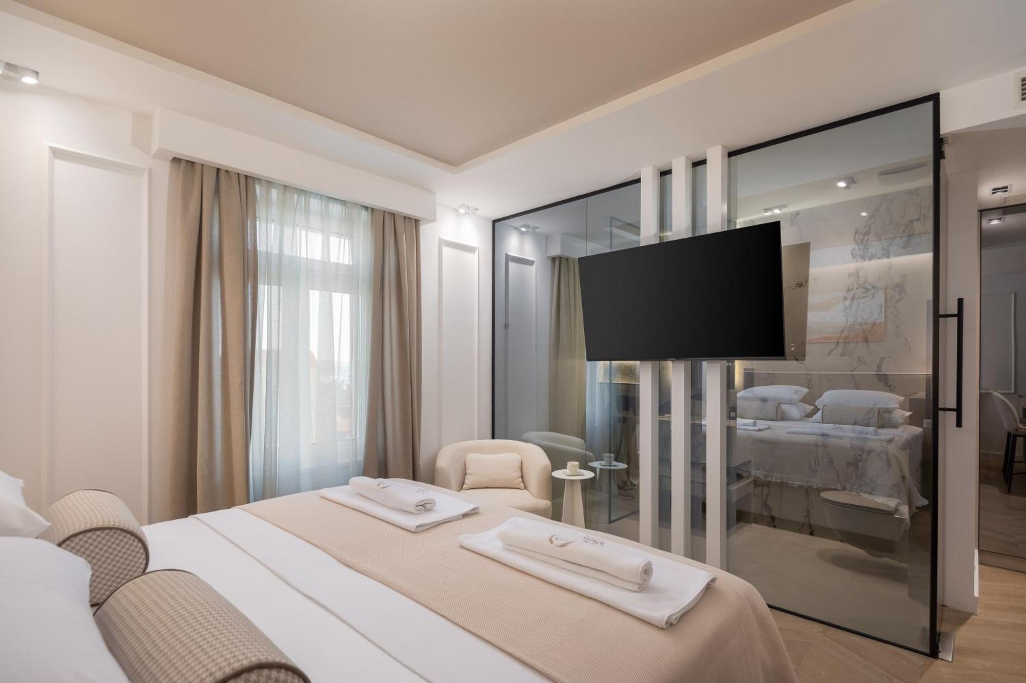 Luxury Rooms Le Prestige Few Minutes From Split'S Iconic Waterfront Экстерьер фото